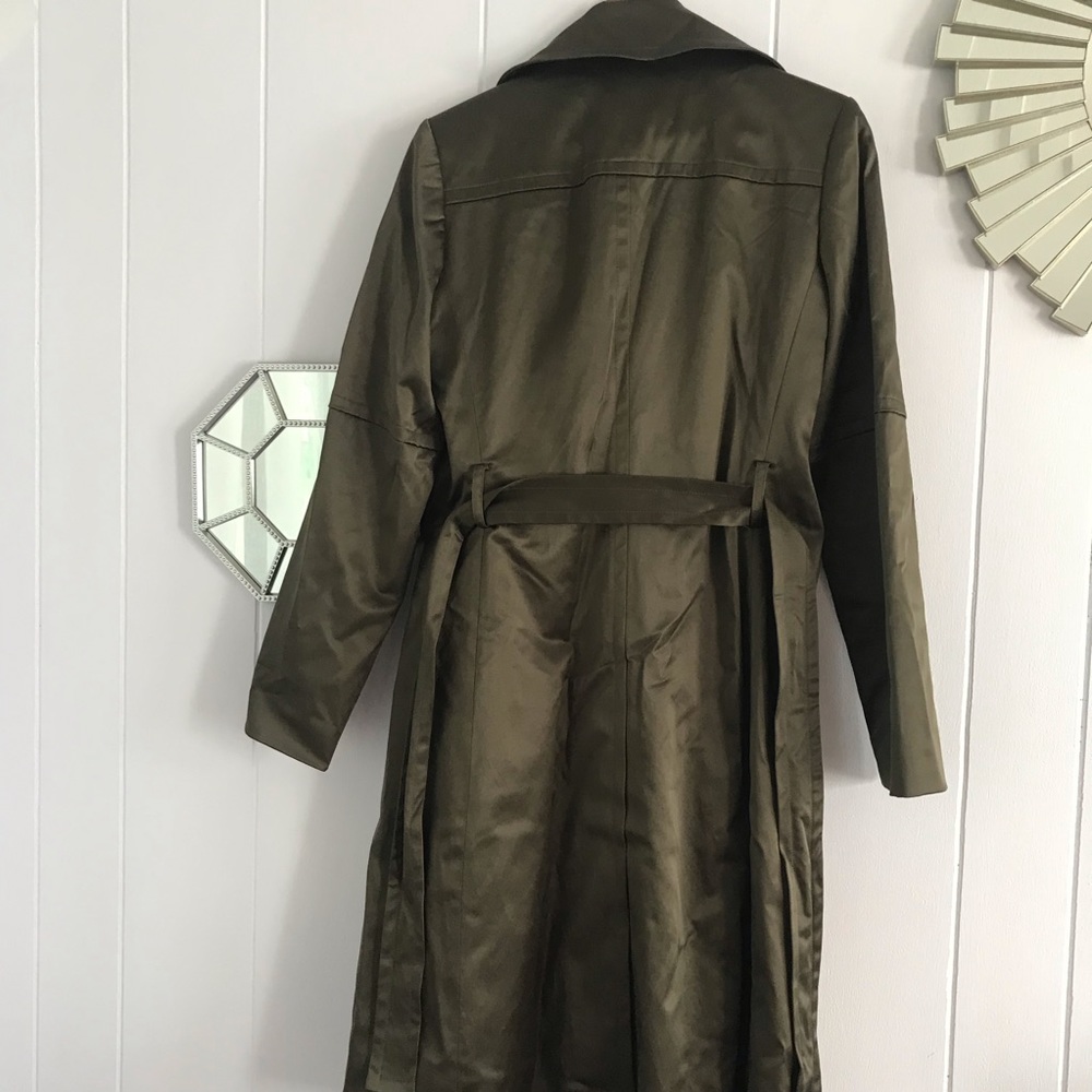 Elie Tahari Satin Olive Green Trench Coat 4 - Picture 4 of 7